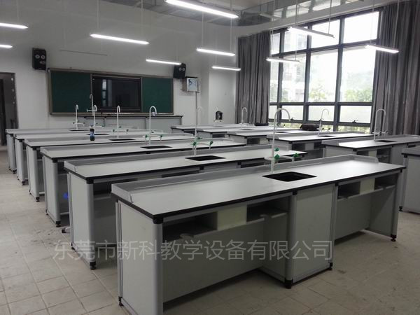 <a href='http://news.tmi07.cn/chanpin/53-1.html' target='1' style='font-size:18px; font-weight:bold; color:#000000;'>科學(xué)實(shí)驗(yàn)室</a>設(shè)備