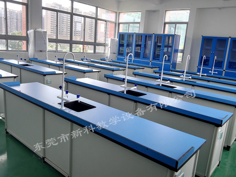 <a href='http://news.tmi07.cn/chanpin/53-1.html' target='1' style='font-size:18px; font-weight:bold; color:#000000;'>科學(xué)實驗室</a>廠家