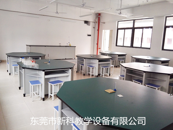 <a href='http://news.tmi07.cn/' target='1' style='font-size:14px; font-weight:bold; color:#0080ff;'>物理實(shí)驗(yàn)室</a>設(shè)備